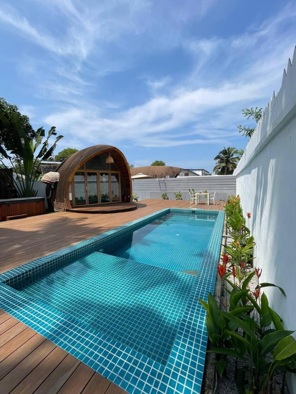 Found Mansion Otel Pantai Cenang  Dış mekan fotoğraf