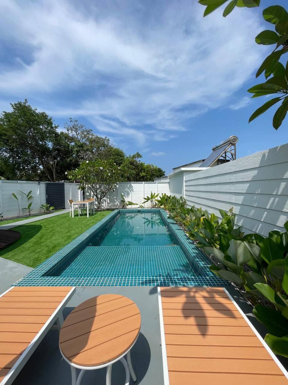 Found Mansion Otel Pantai Cenang  Dış mekan fotoğraf