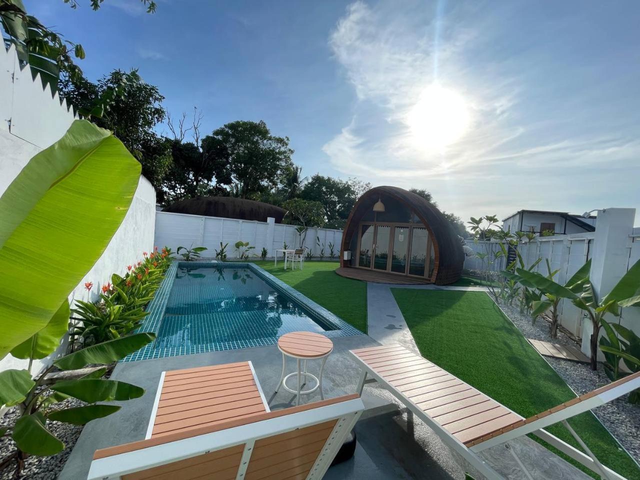 Found Mansion Otel Pantai Cenang  Dış mekan fotoğraf
