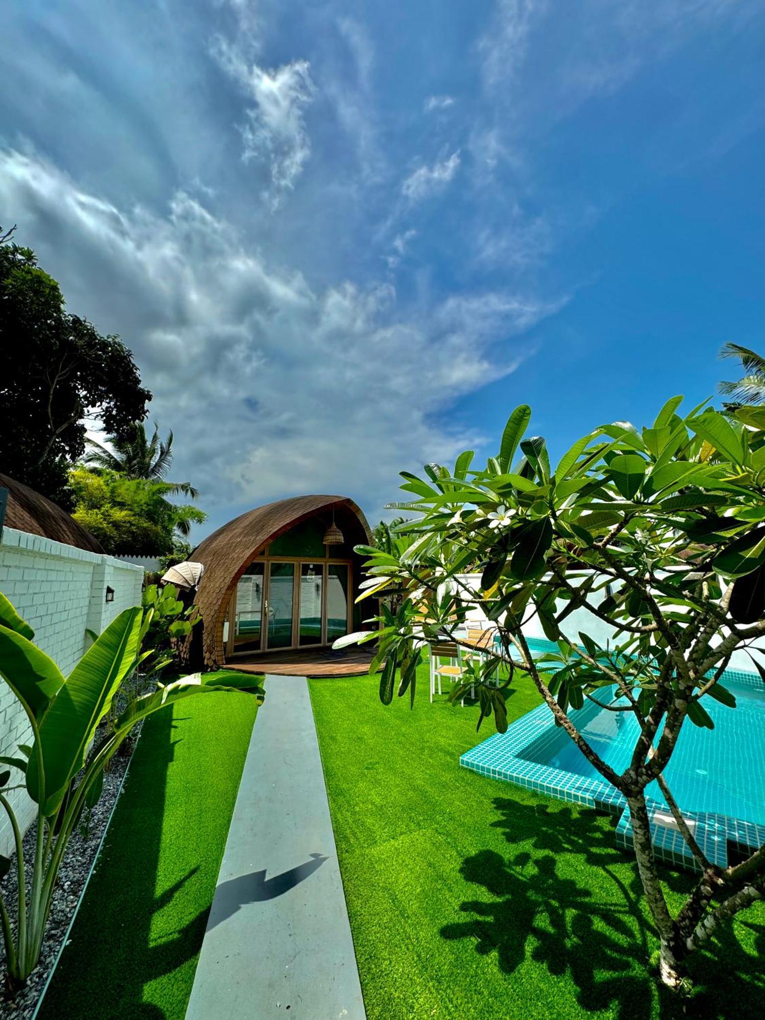 Found Mansion Otel Pantai Cenang  Dış mekan fotoğraf